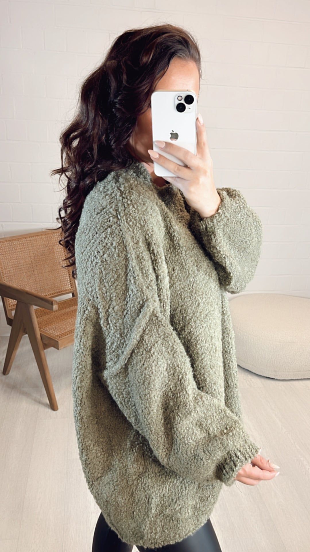 TEDDY Oversize Pullover mit hohem Ausschnitt / khaki Art. 8129