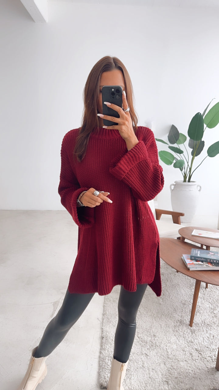 Stehkragen Oversize Pullover mit Schlitz / weinrot Art. 3540