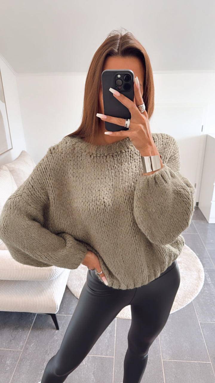 schlichter Kuschel Pullover / khaki Art. 8137