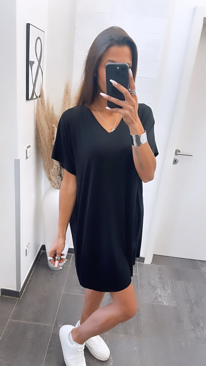 T-shirt Kleid mit V-Ausschnitt / schwarz Art. 6282